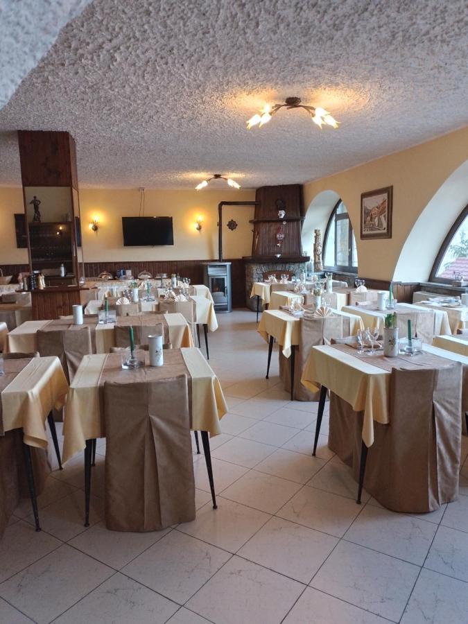 Hotel Ristorante Miravalle تيجليو المظهر الخارجي الصورة